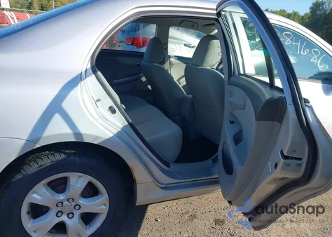 2010 Toyota Corolla Le из США, поврежденный, VIN 1NXBU4EE2AZ307121